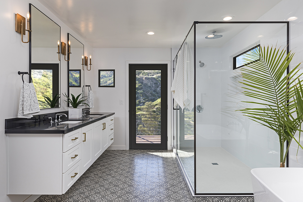 Photo of a contemporary looking bathroom.